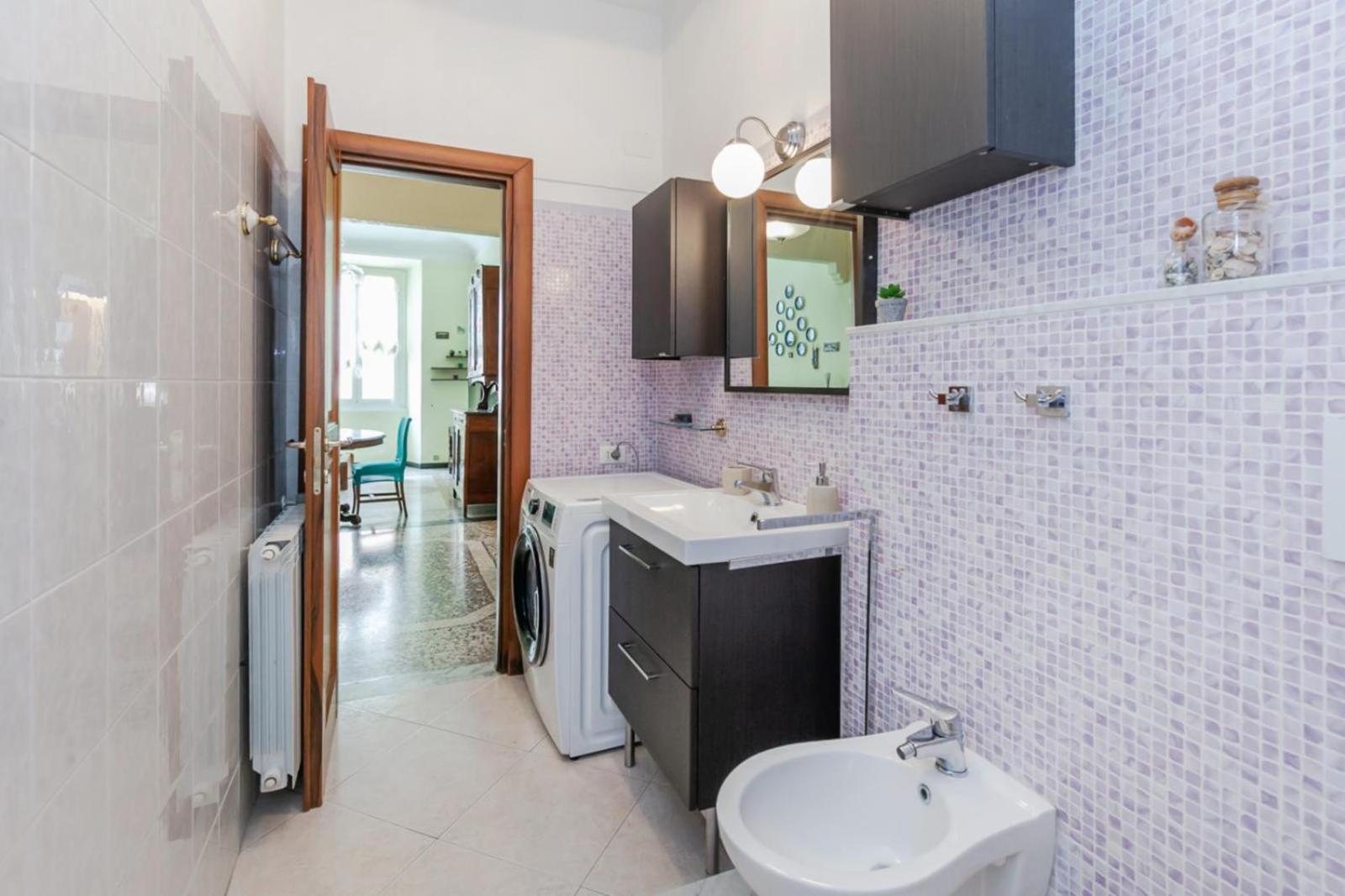 Appartamento "Ca Niella" Art And Fun 9 Minutes From The Sea Savona Esterno foto