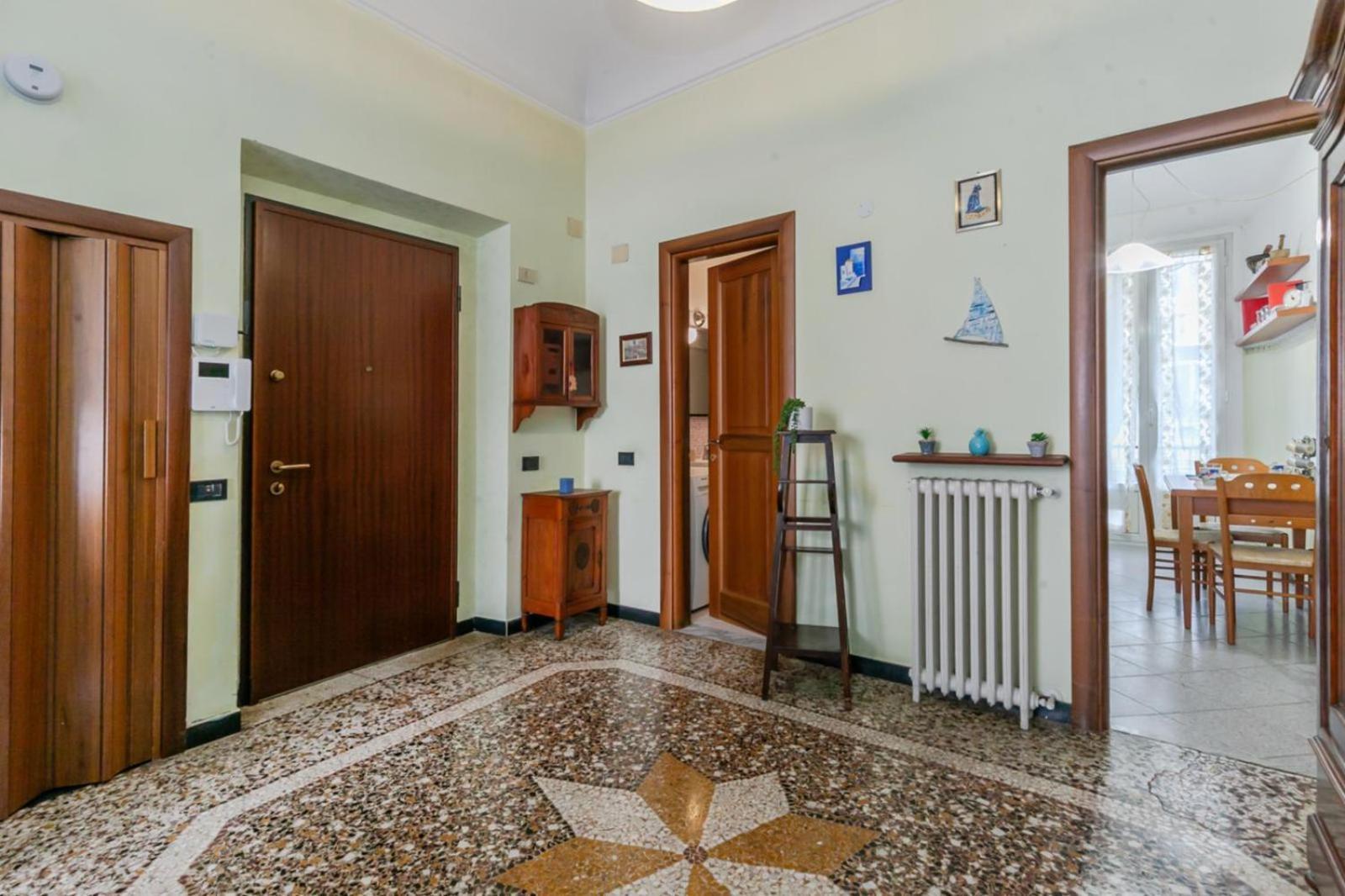 Appartamento "Ca Niella" Art And Fun 9 Minutes From The Sea Savona Esterno foto